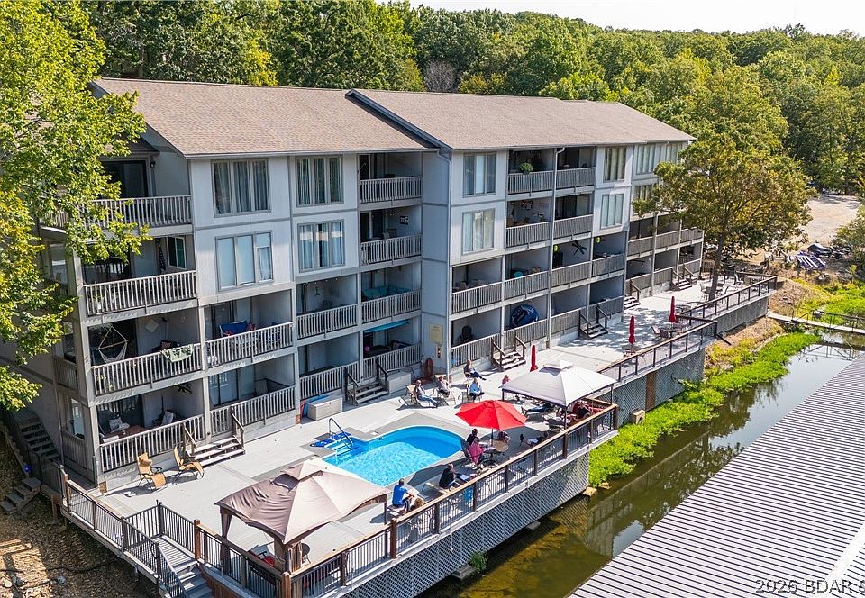 1st image of 1130 Rachel Rd #202