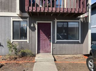 1012 1st St #4, Cheney, WA 99004