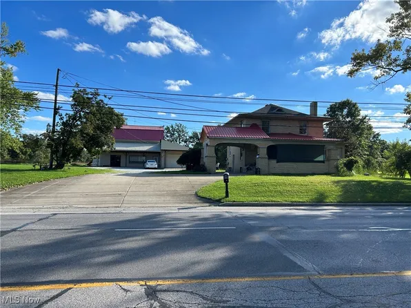 12261 Lincoln Way E, Orrville, OH 44667