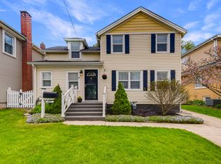 602 Illinois St, Lemont, IL 60439