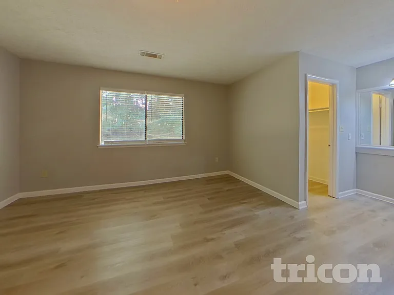 9980 Lake Forest Way — Photo 7