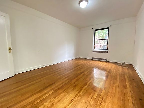 2nd image of 85-10 Elmhurst Ave #4J
