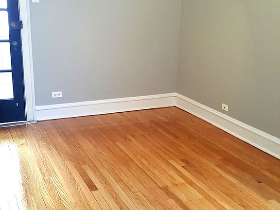 4th image of 5810 N Maplewood Ave APT 2