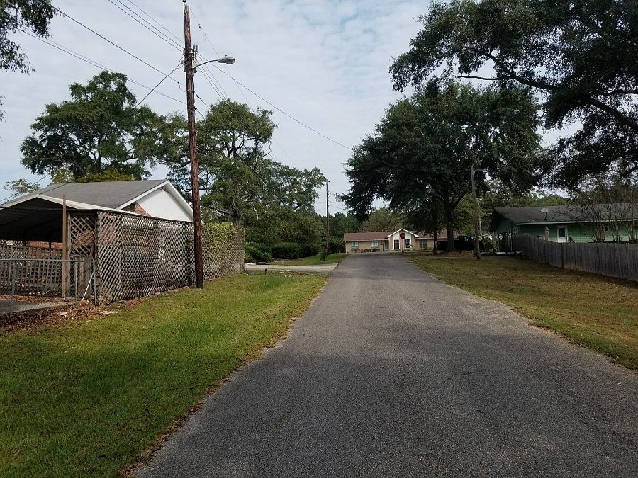2nd image of 430 Howard St