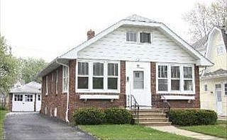 1st image of 927 N Highland Ave
