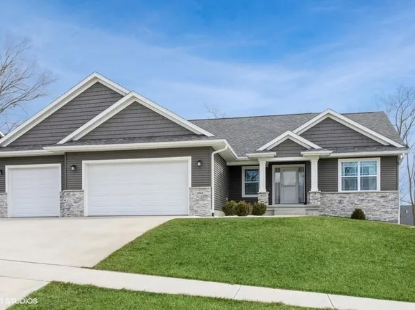 604 Greyson Ln, Tiffin, IA 52340