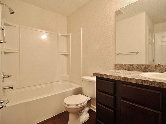 5th image of 6344 Restlawn Dr