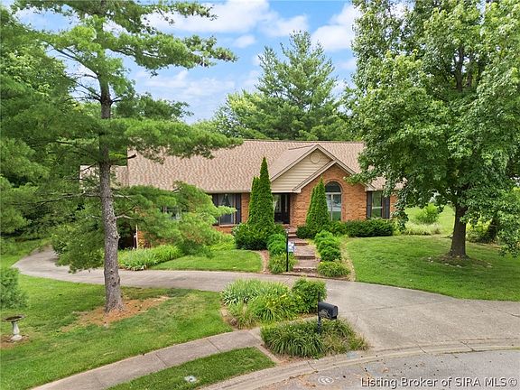 3rd image of 3625 Greenfield Drive