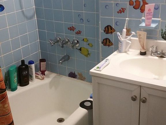 5th image of 1735 E 13th St APT 6P