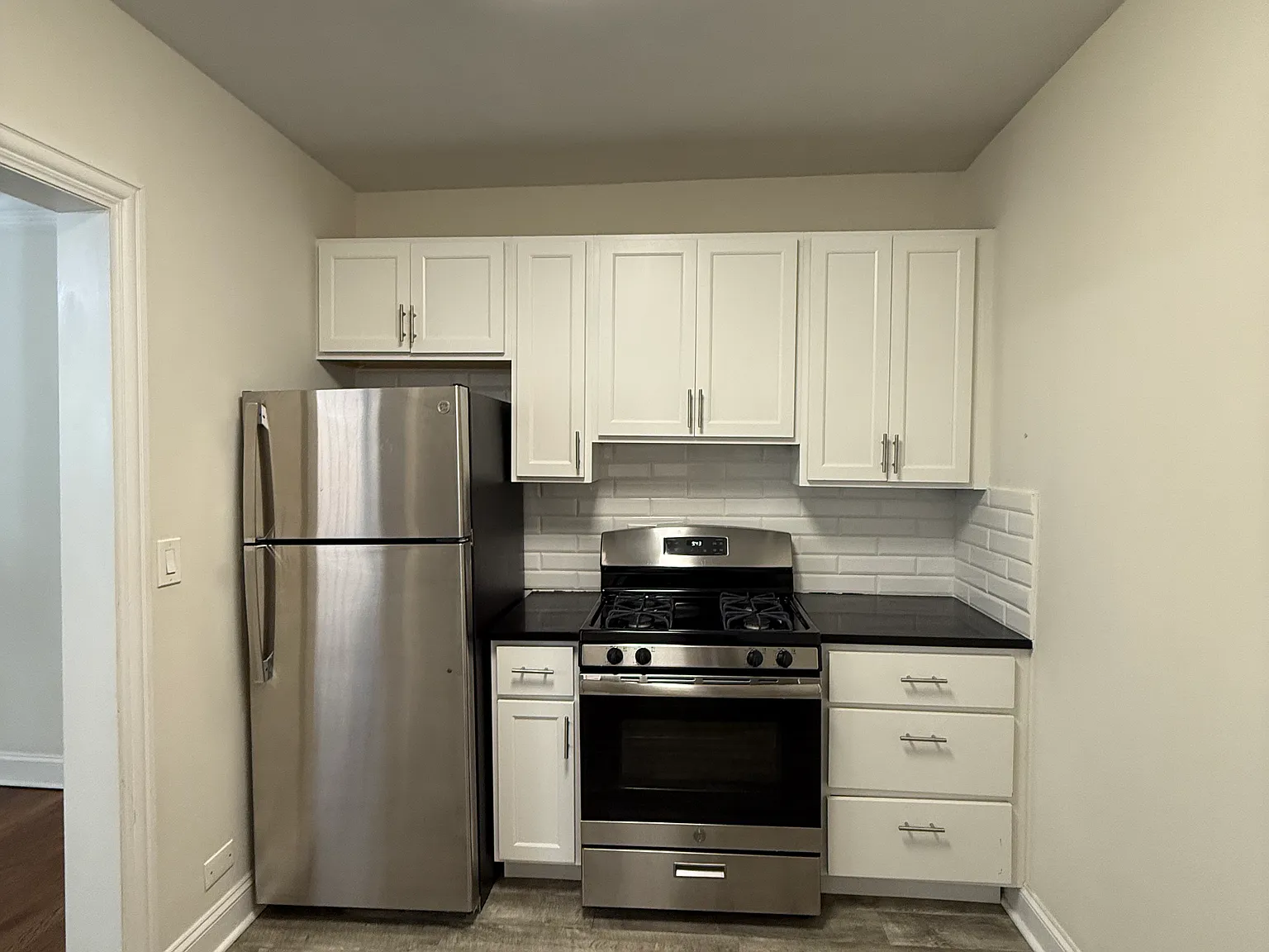 1 bed, $1,945 — Photo 2