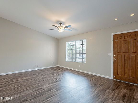 5th image of 4667 W Bayberry St