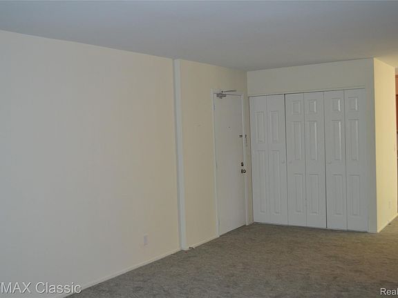 3rd image of 2142 Pauline Blvd