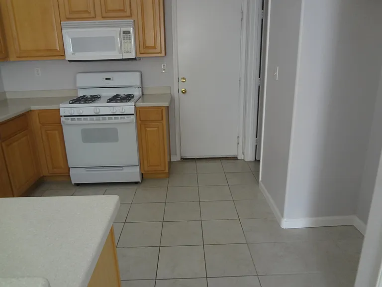 5328 Desert Columbine Ct — Photo 2