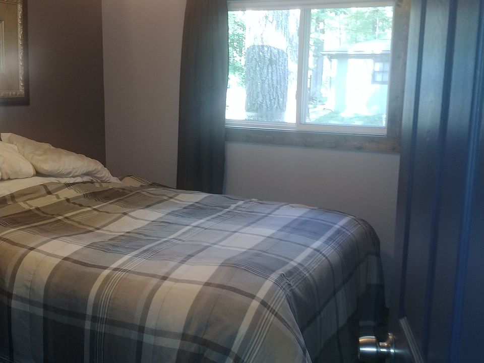 1st image of 5396 Parklane Dr
