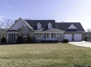 5280 E Raitt Rd, Hartsburg, MO 65039