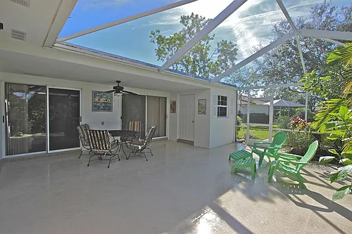 10201 Chapman Oak Ct Photo 1