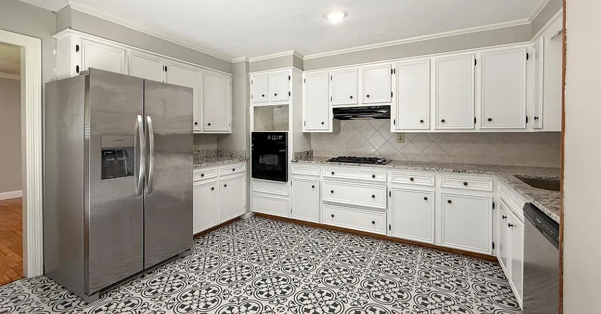 3 bed, 1600 sqft, $1,850 — Photo 4