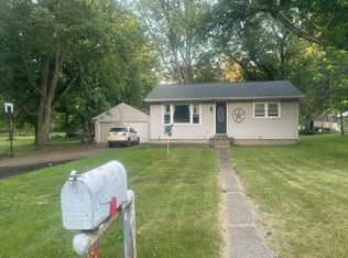 917 Forest St, Charlotte, MI 48813