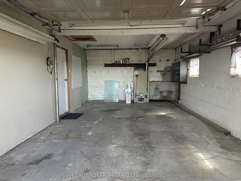 67 Lakeside Dr — Photo 17