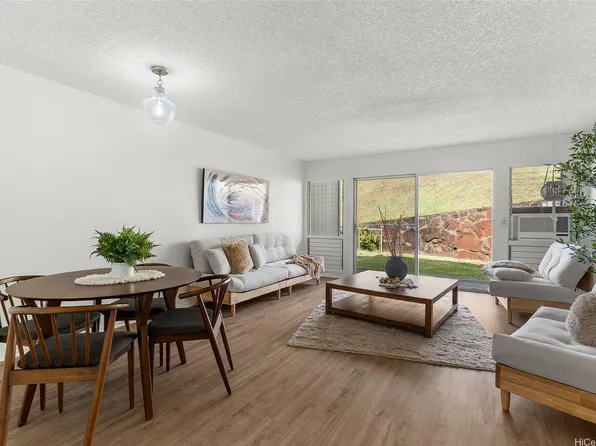 98-1485 Kaahumanu St #E136, Aiea, HI 96701