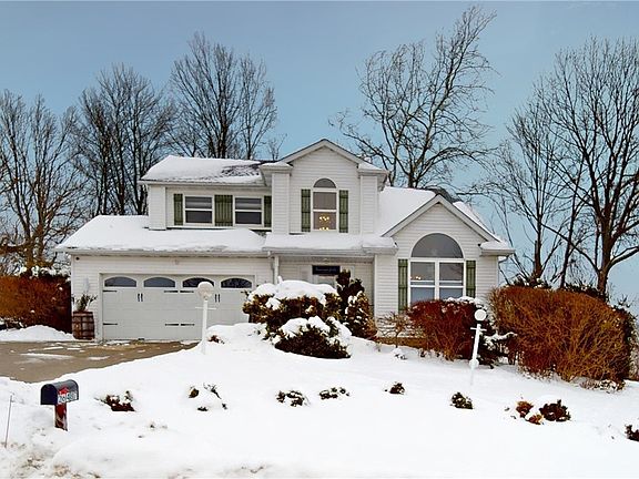 2nd image of 26487 Buckthorn Rd