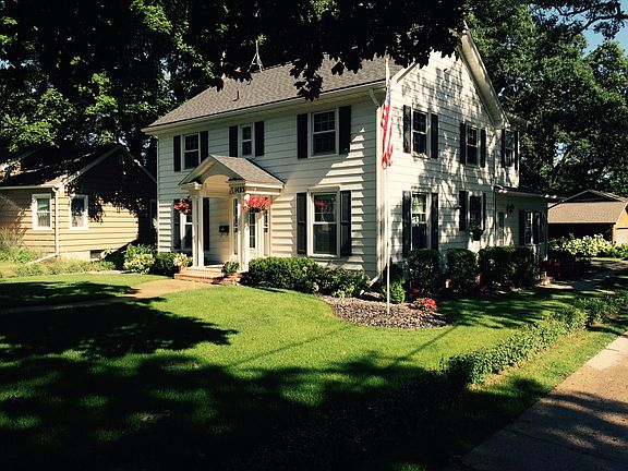 2nd image of 1433 Circle Dr