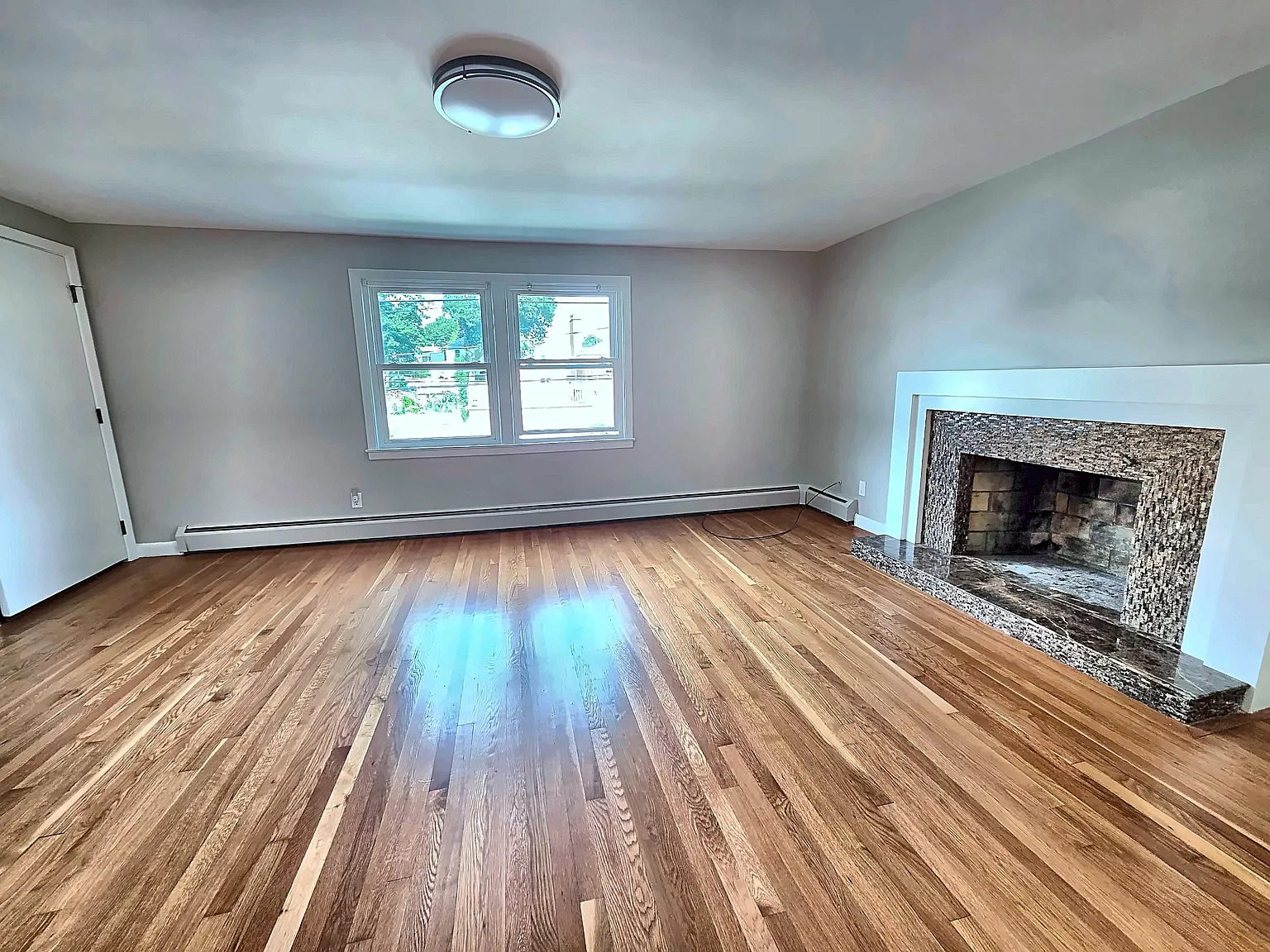 3 bed, $3,300 — Photo 4
