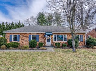 3444 Greencliff Rd, Roanoke, VA 24018