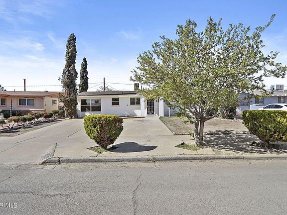 3rd image of 229 Kelvin Ave