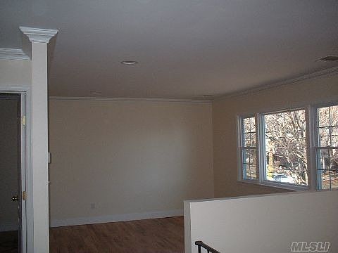 4th image of 7 Monaton Dr