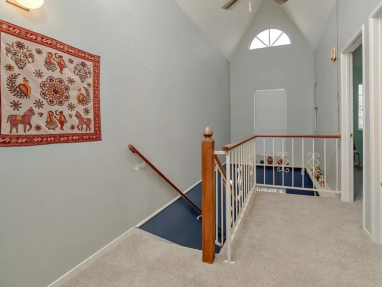 3024 Woods Cir — Photo 6