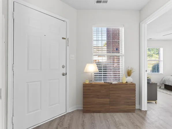 Skyside Landing Apartments
