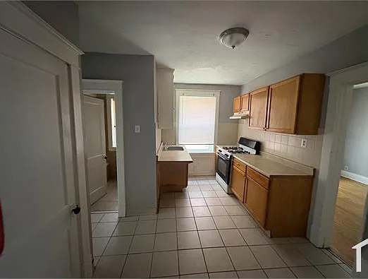 1 bed, $900 — Photo 2