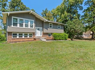 12025 W Kings Gate Rd, Knoxville, TN 37934