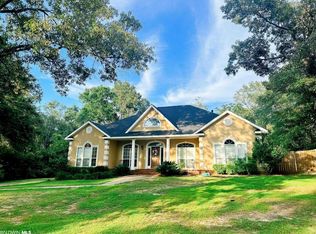 8994 Celeste Oaks Ct N, Saraland, AL 36571