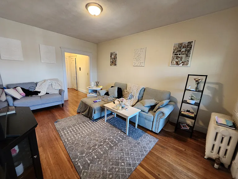 15 Melvin Ave #10 — Photo 5