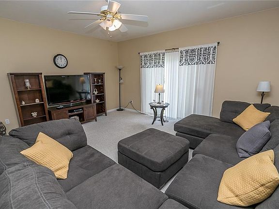 3rd image of 10360 Rock Ledge Way