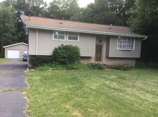 549 Pardeesville Rd, Hazle Township, PA 18202
