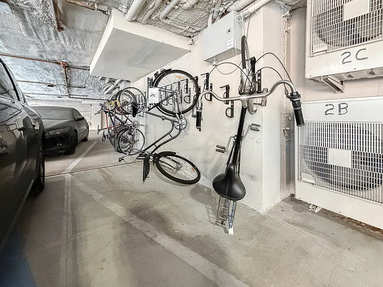 1312 Lincoln Pl #4G — Photo 16