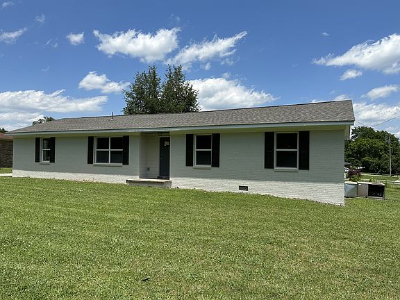 2nd image of 900 Sunset Dr