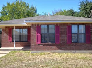 201 Sterling St #B, College Station, TX 77840