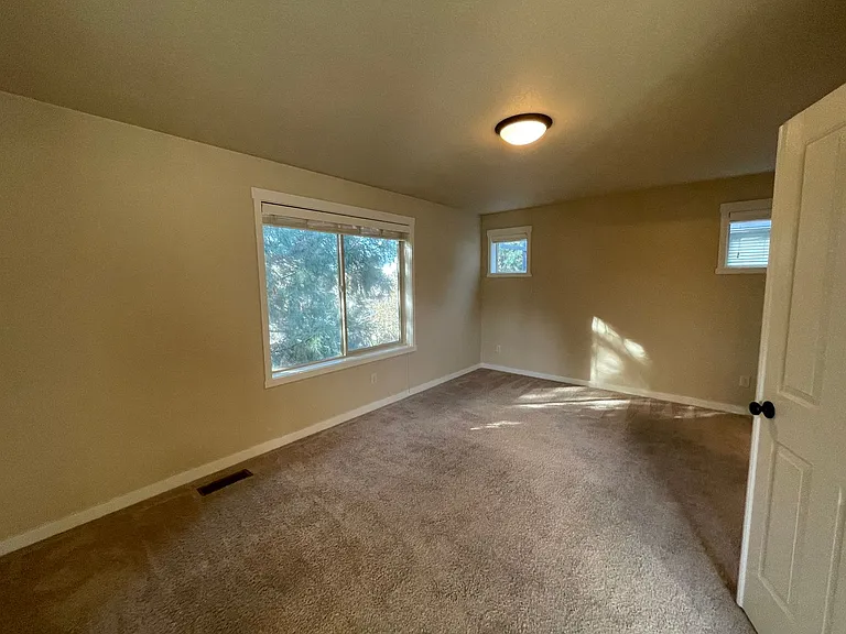 5783 SW Remington Dr — Photo 24