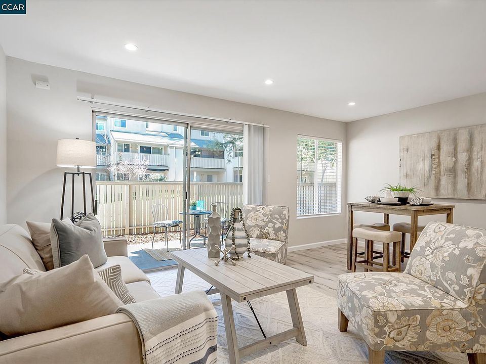 1st image of 2712 Oak Rd APT 60