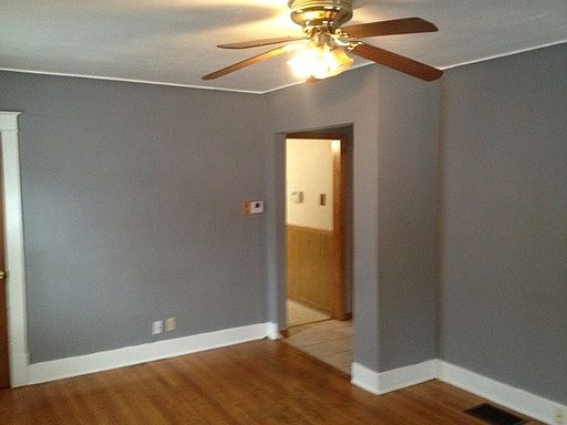 4th image of 4051 Eichelberger St