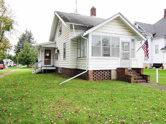 3rd image of 501 Court Ave