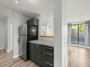 9128 Capella Dr #304, Burnaby, BC V3J 7K3