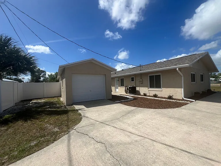 5173 Pineland Ave — Photo 22