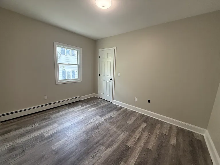 15 Oakes Ave #2 — Photo 8
