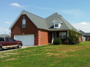 8000 Valencia Dr, Smyrna, TN 37167