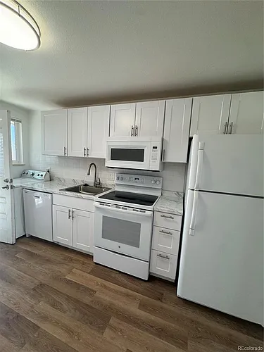 1119 Rosemary St #2 Photo 1